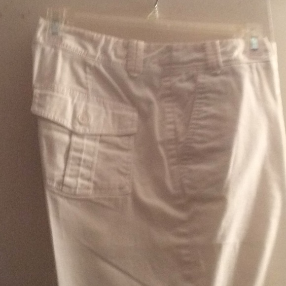 White Cuffed Walking Shorts - Picture 3 of 5